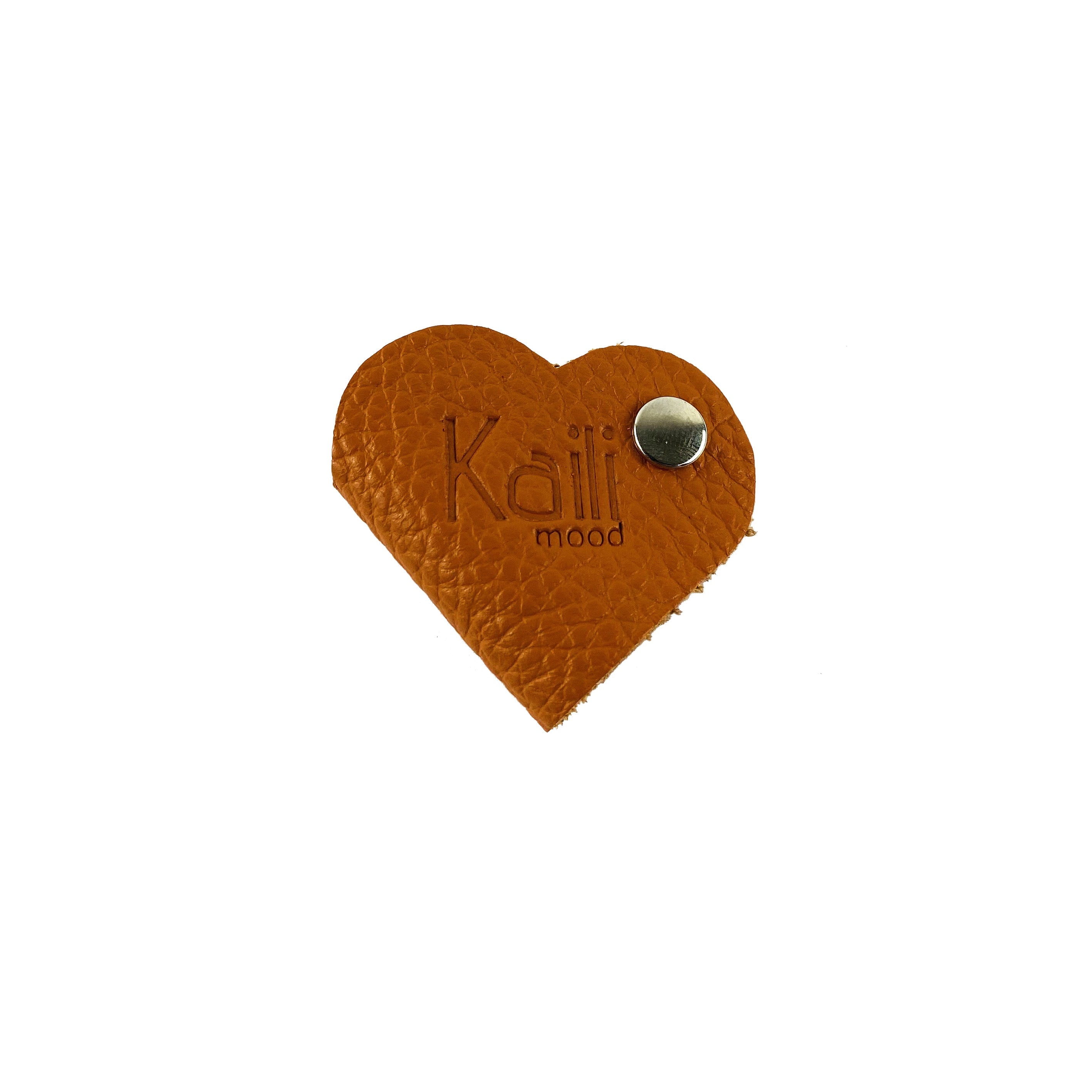 K0039LB | Avvolgicavo Cuore Made in Italy in Vera Pelle pieno fiore, grana dollaro - Colore Arancione - Dimensioni: cm 5 x 8 x 0,5 - Confezione: Gift Box rigido fondo/coperchio