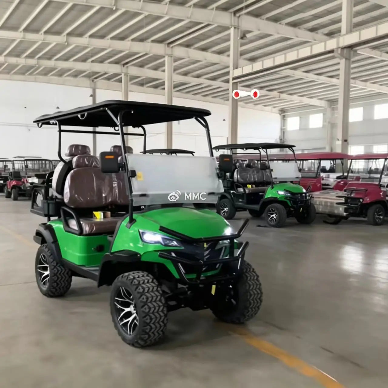 MMC 4WD Electric Golf Cart Custom Brand Solar Panels 4000/5000/7000W 48/60/72V Capacity for 2 4 6 People Modern 4WD Golf Cart