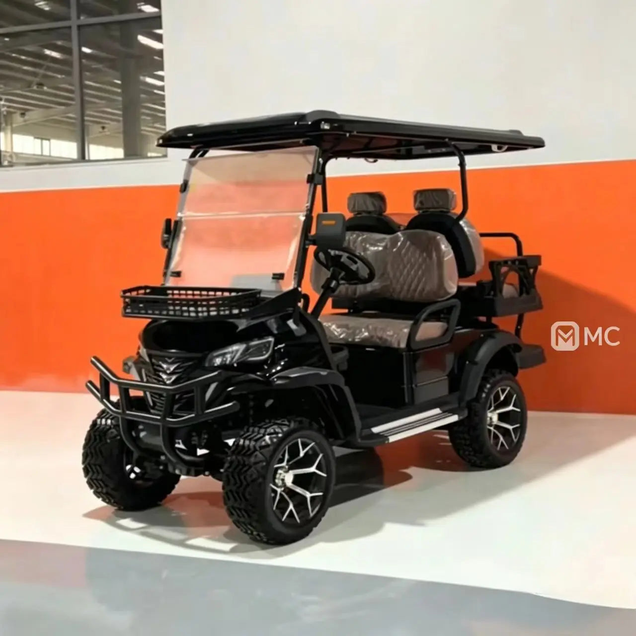 MMC 4WD Electric Golf Cart Custom Brand Solar Panels 4000/5000/7000W 48/60/72V Capacity for 2 4 6 People Modern 4WD Golf Cart