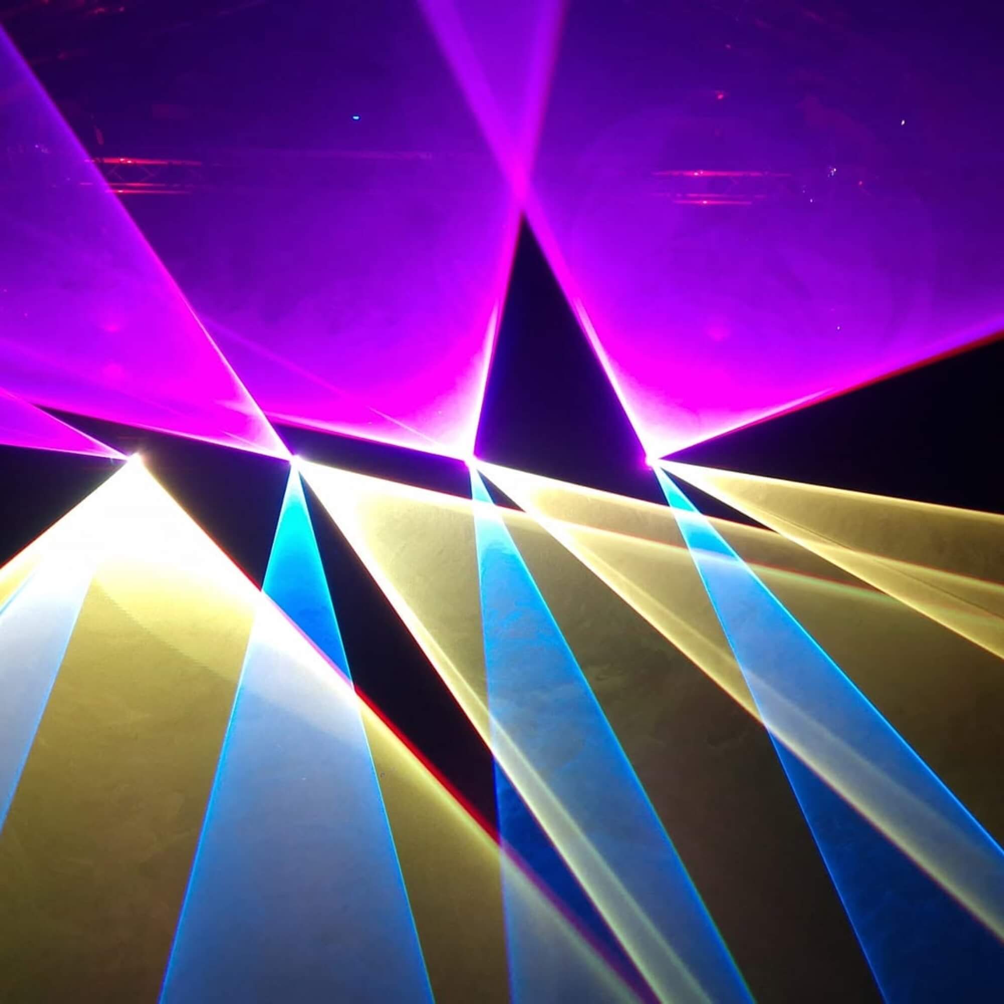 Z7 15W RGB DJ Laser Light High Power Projector for Shows Stage